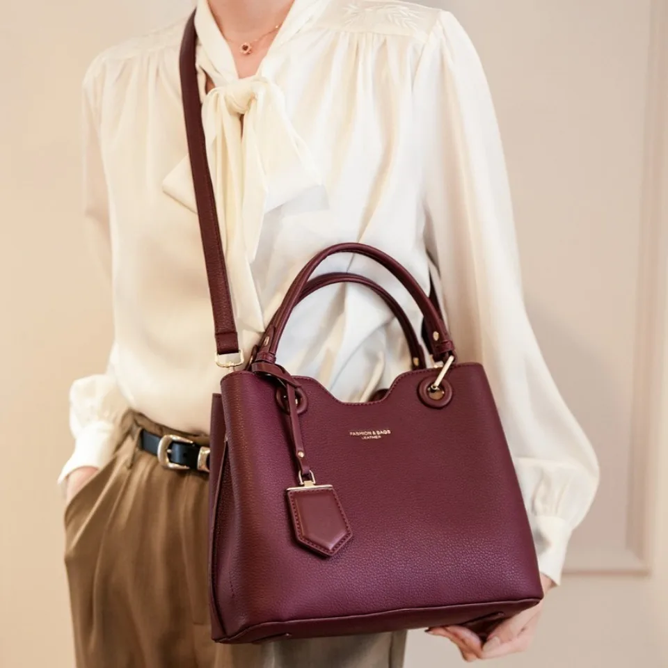 

Women's Counter-Quality Leather Handbag 3 layers Large Capacity Top Handle Shoulder Crossbody Bag for Business Commute Daily Use