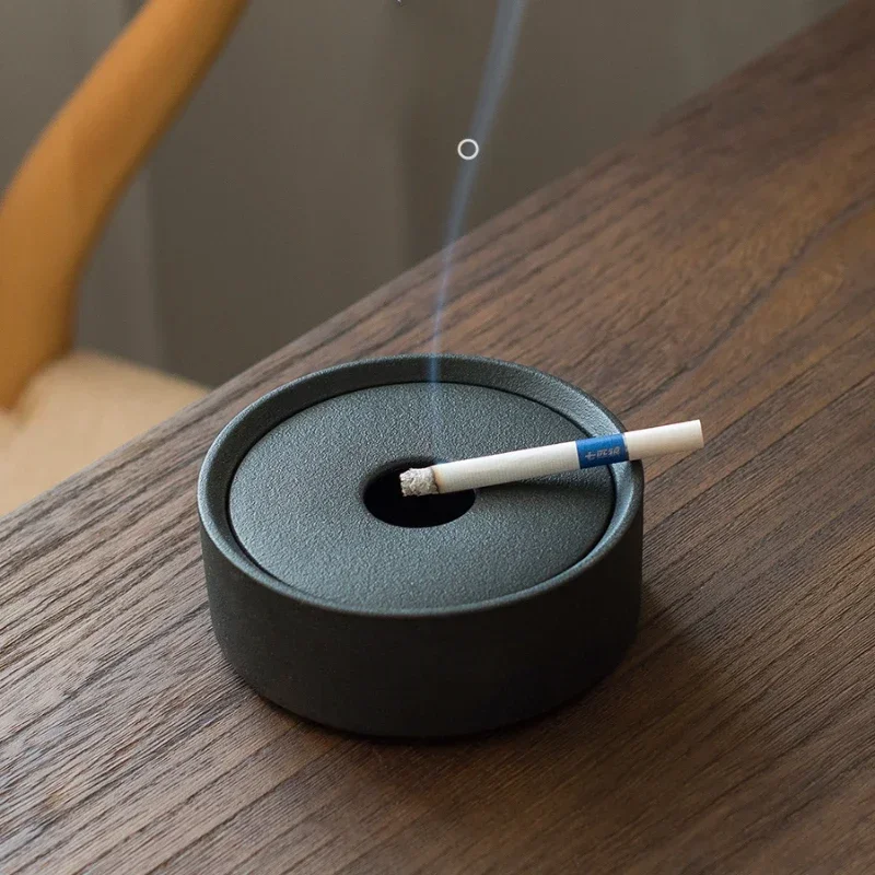 cenicero-de-ceramica-negra-estilo-zen-simple-cenicero-japones-pequeno-para-oficina-y-hogar-regalo-para-hombres-y-padres-artesania-de-alta-estetica