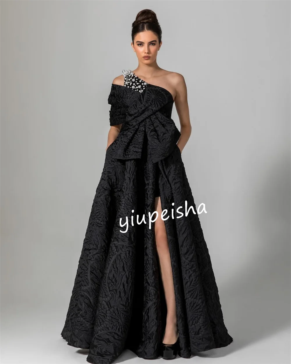 Robe trapèze en jersey plissé à paillettes, asymétrique, épaule dénudée, longue, sur mesure, pour les occasions