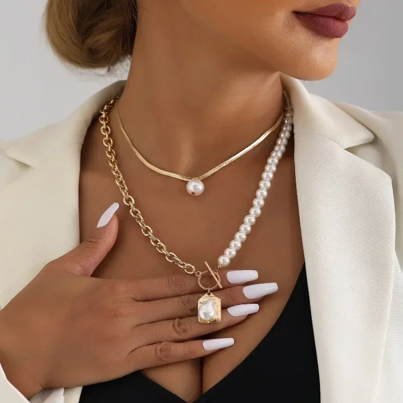 Women Summer Fashion 2 Layer Retro New Flat Snake Chain Baroque Imitation Pearl Necklace Metal Figure Pendant Necklace Gifts