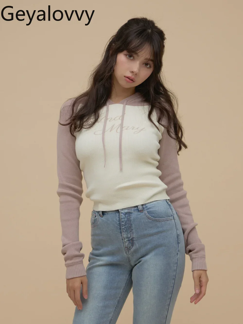 

Короткая толстовка с капюшоном в японском стиле, милый женский осенне-зимний новый укороченный топ с вышивкой букв, универсальный пуловер