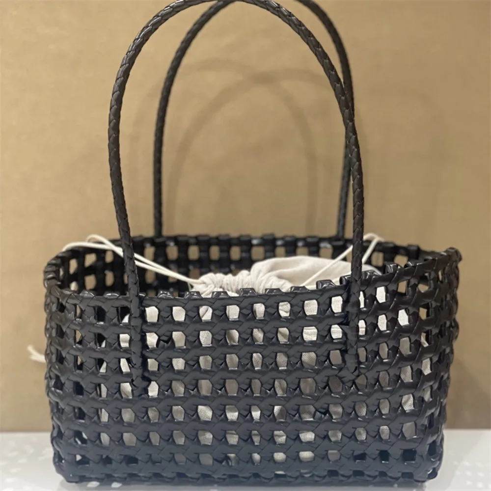 Casual Plastic Hollow Weave Bag Large Capacity Bohemian Style Beach Tote Bag Bucket Bag Vacation Style Woman PVC Handbag Summer