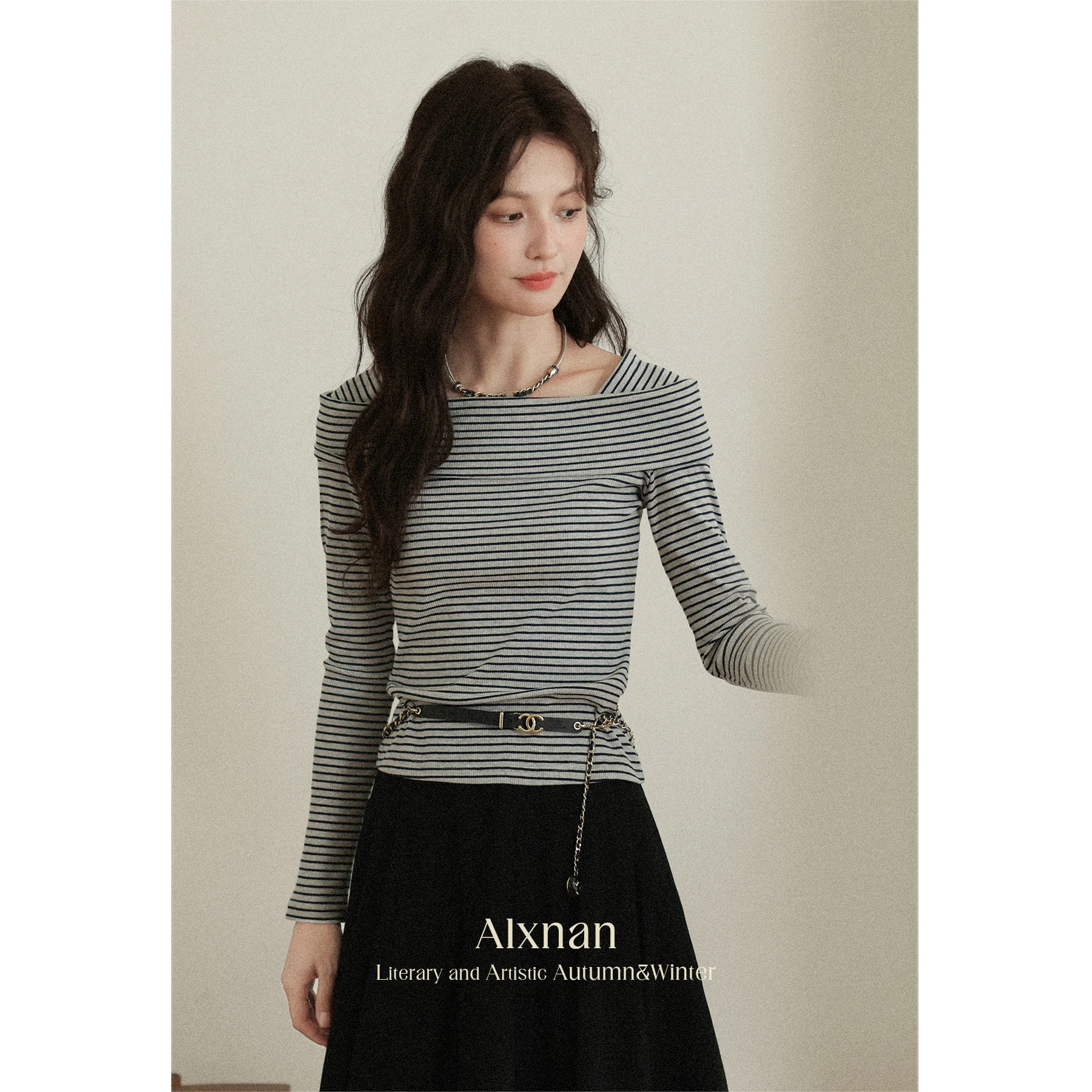 

ALXNAN Striped One-shoulder T-shirt Women's Cotton Chic Versatile Slim-fit Long Sleeve T-shirts 2025 Autumn Ladies Tees L56880