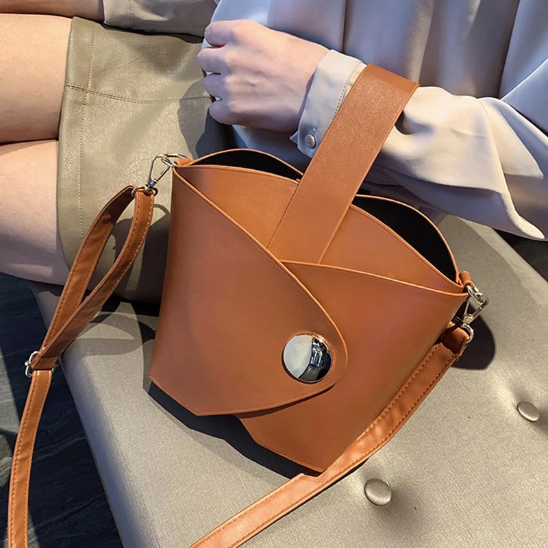 PU Leather Women's Messenger Bag Fashion Luxury Retro Quality One Shoulder Bucket Bag Simple Handbag