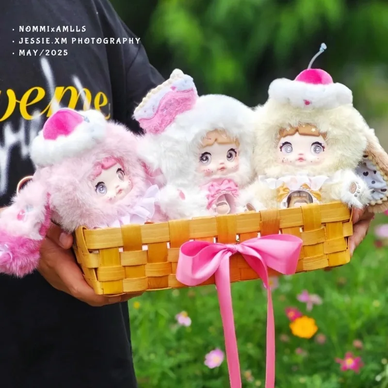 

Original Nommi One Bite Sweetheart Plush Blind Box Vinyl Doll Aciton Figure Ornament Collection Ornaments Fashion Gift Toys