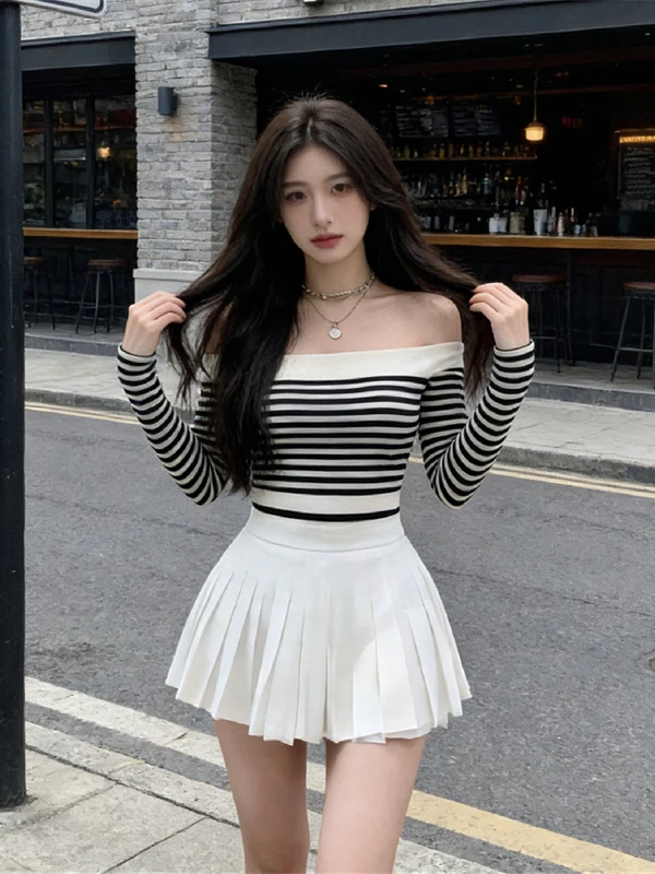 

Spring Pure Desire Spicy Girl Style One Shoulder Stripe Color Block Long Sleeve T-Shirt Pleated Skirt Set Women's Fashio...