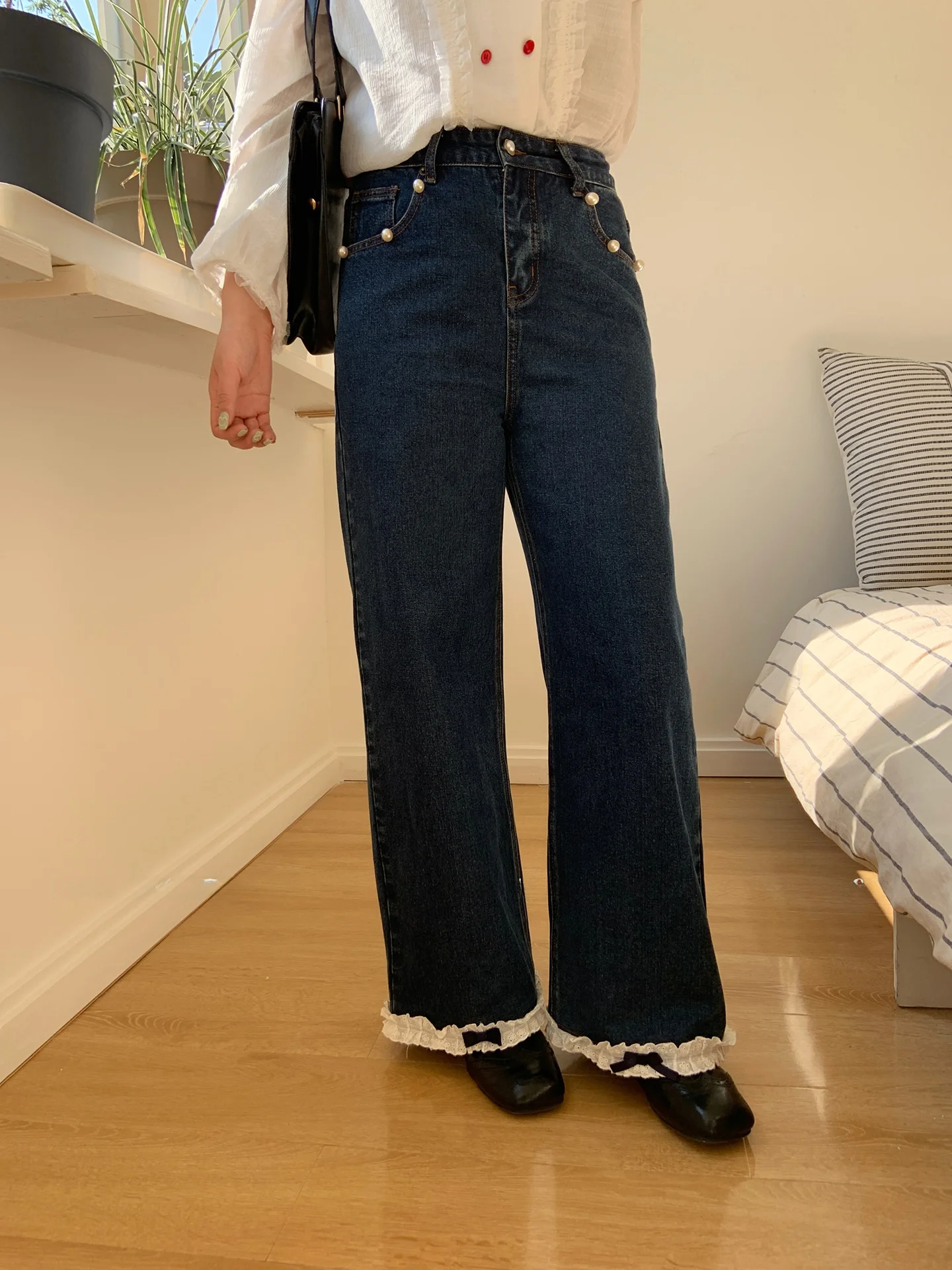 

Korean Sle Embellied Lace Trim Straight Leg Jeans Women's plus Size Denim Pants High Waist Zipper Closure Color