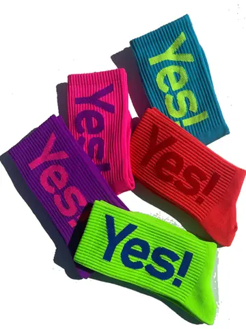 'Yes!' Mid Crew Socks for Men/Women Fashion Outdoor Skateboarding Sports Street Sock Breathable