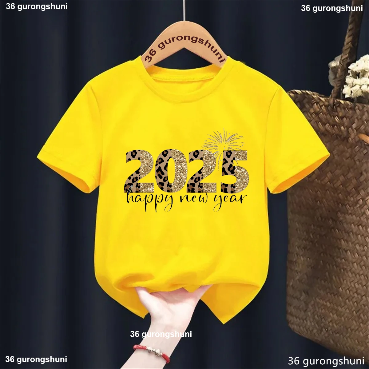 

Golden 2025 Happy New Years Graphic Printed T Shirt Girls/Boys Funny Kawaii Kids Clothes Harajuku Shirt Solid T-Shirt Tops