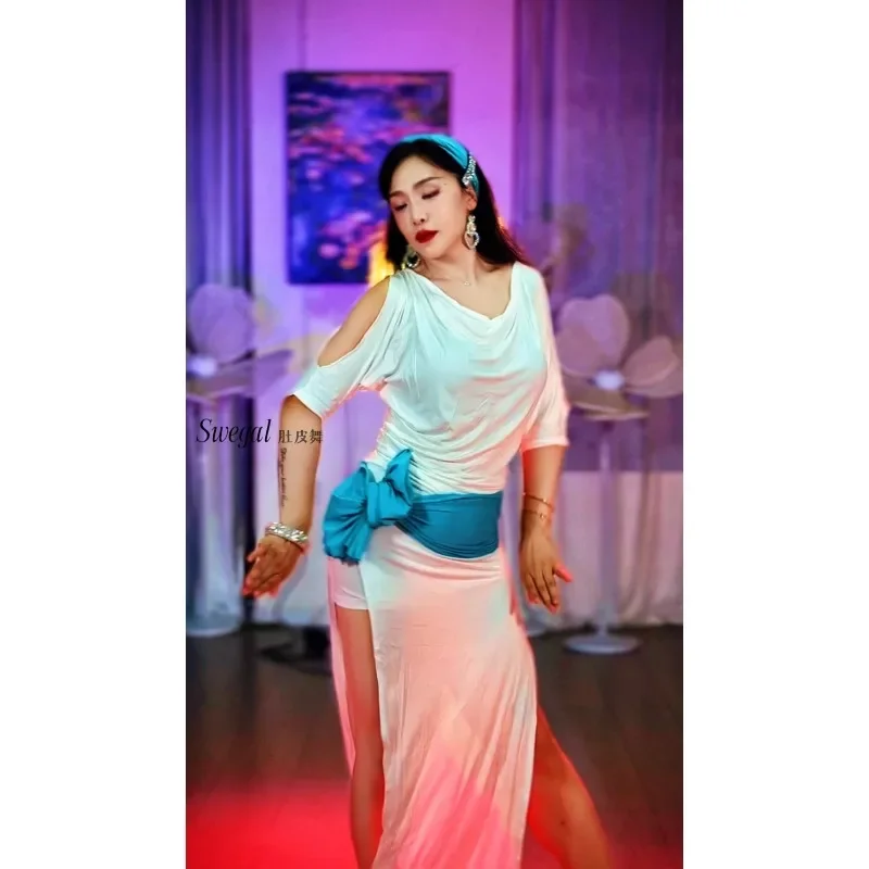 تخصيص Swegal ملابس رقص البطن ملابس الرقص الشرقي الأبيض مشروط طوق رداء تنورة حزام الحجاب 3 قطعة ملابس الرقص الغريبة