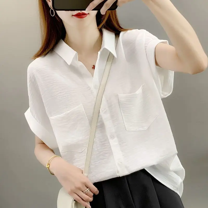 

Slimming Effect Summer New Sle Women's ort Sve irt Loose Fit Thin Material Large Size Collar Single Button Closure