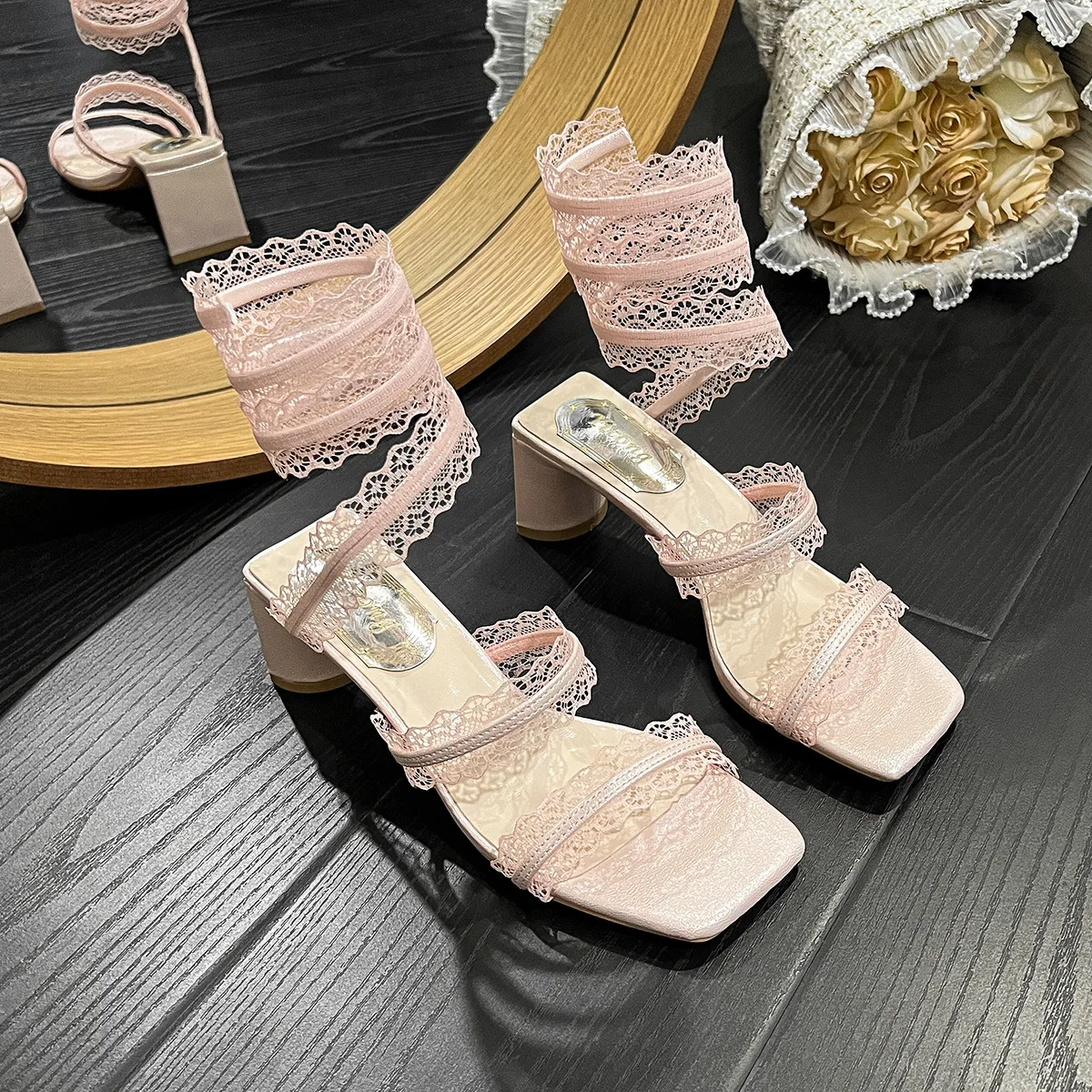 

6Cm Heeled Women's Sandals One-word Serpentine Winding Thick Heel Wrapped Lace Edge Women's Pumps and Heel Sandalias De Mujer