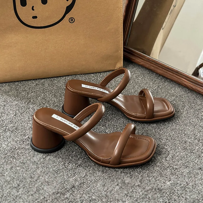 Shoes Woman 2024 Slippers Summer Square heel Low Pantofle Heeled Mules Block New High Slides Rubber Fabric Rome Scandals PU