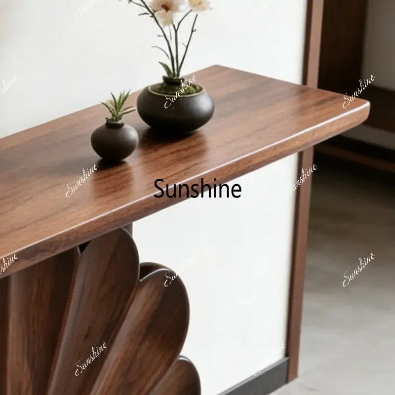 

New Chinese-style villa living room entry petal porch table locker