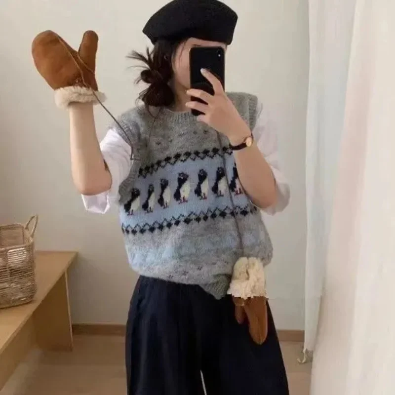 Cute Cartoon Jacquard Sweater Vest Women Vintage O Neck Sleeveless Pullover 2025 Autumn Winter Overlap Knitted Crop Top