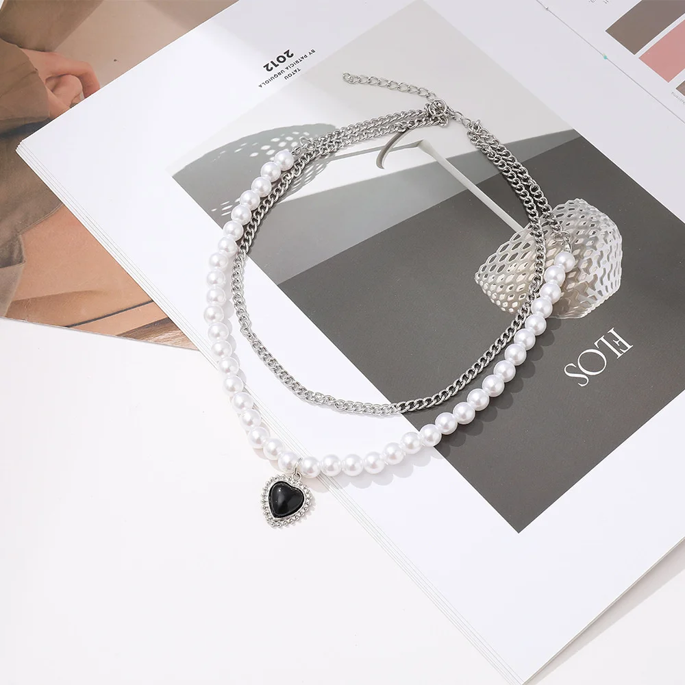 Vintage Schwarze Herzanhänger-Halskette für Frauen Rock Mehrschichtige Imitationsperlen Kubanische Kette Choker Modeschmuck Dropshipping – Detail 5