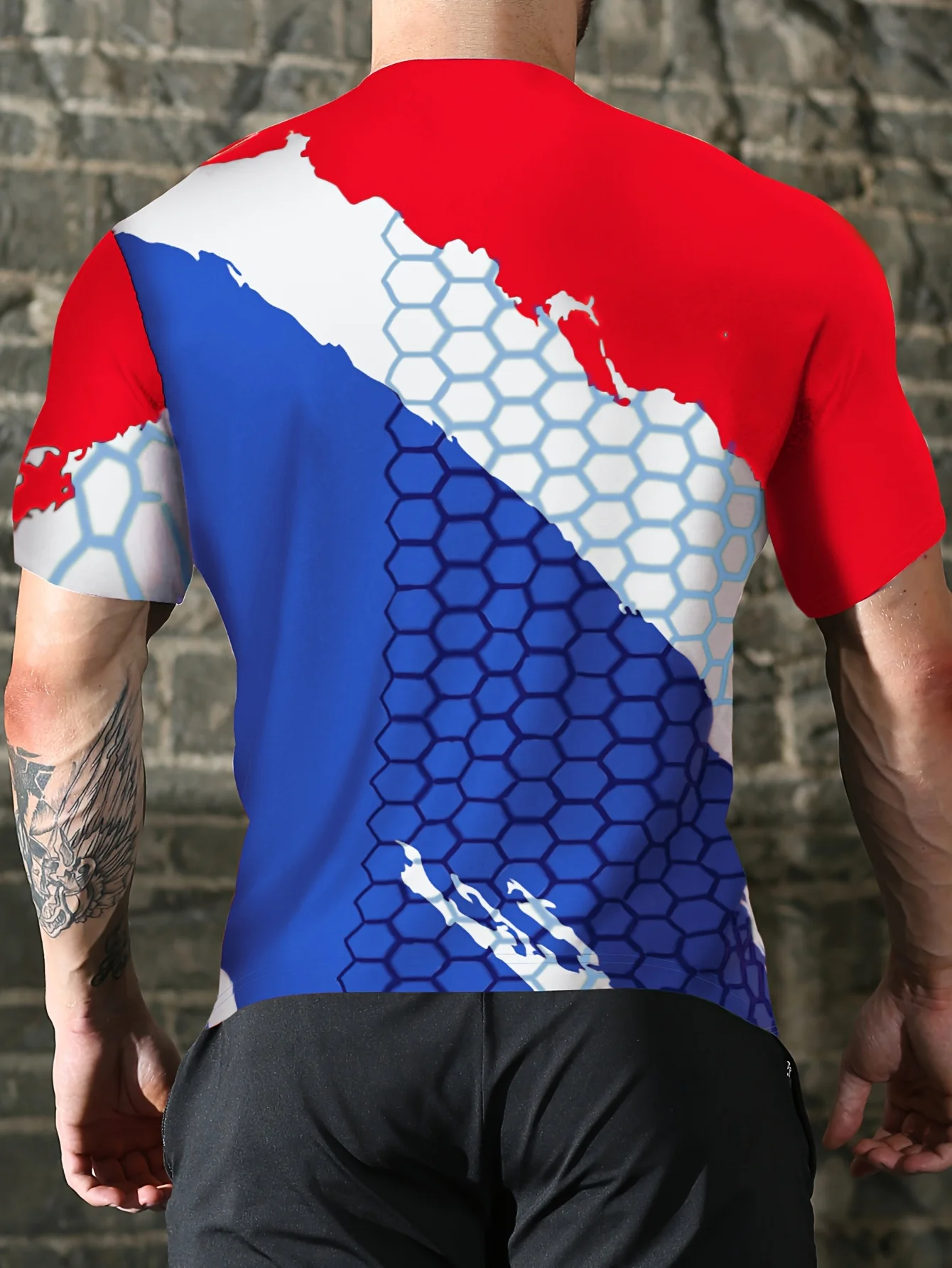 Men Sports T‑Shirt 3D Hexagonal Honeycomb Print Quick Dry Athletic Tee Red Blue Color Block Short Sleeve Workout Running Gym Top