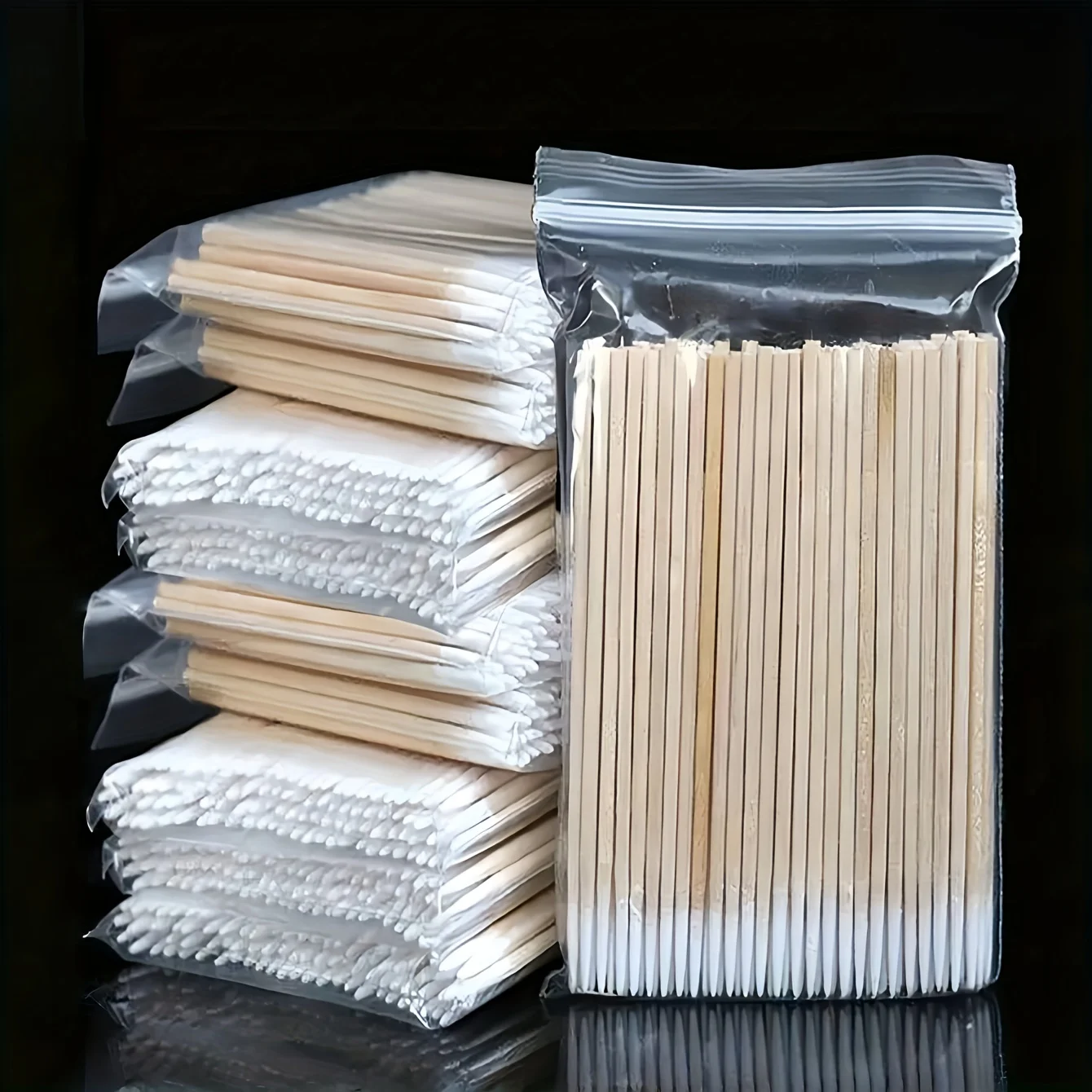 700個のミニマスカラブラシセット、小さなメイクブラシ、レディースマスカラブラシ、マスカラブラシ、まつげコーム、まつげセパレーター、