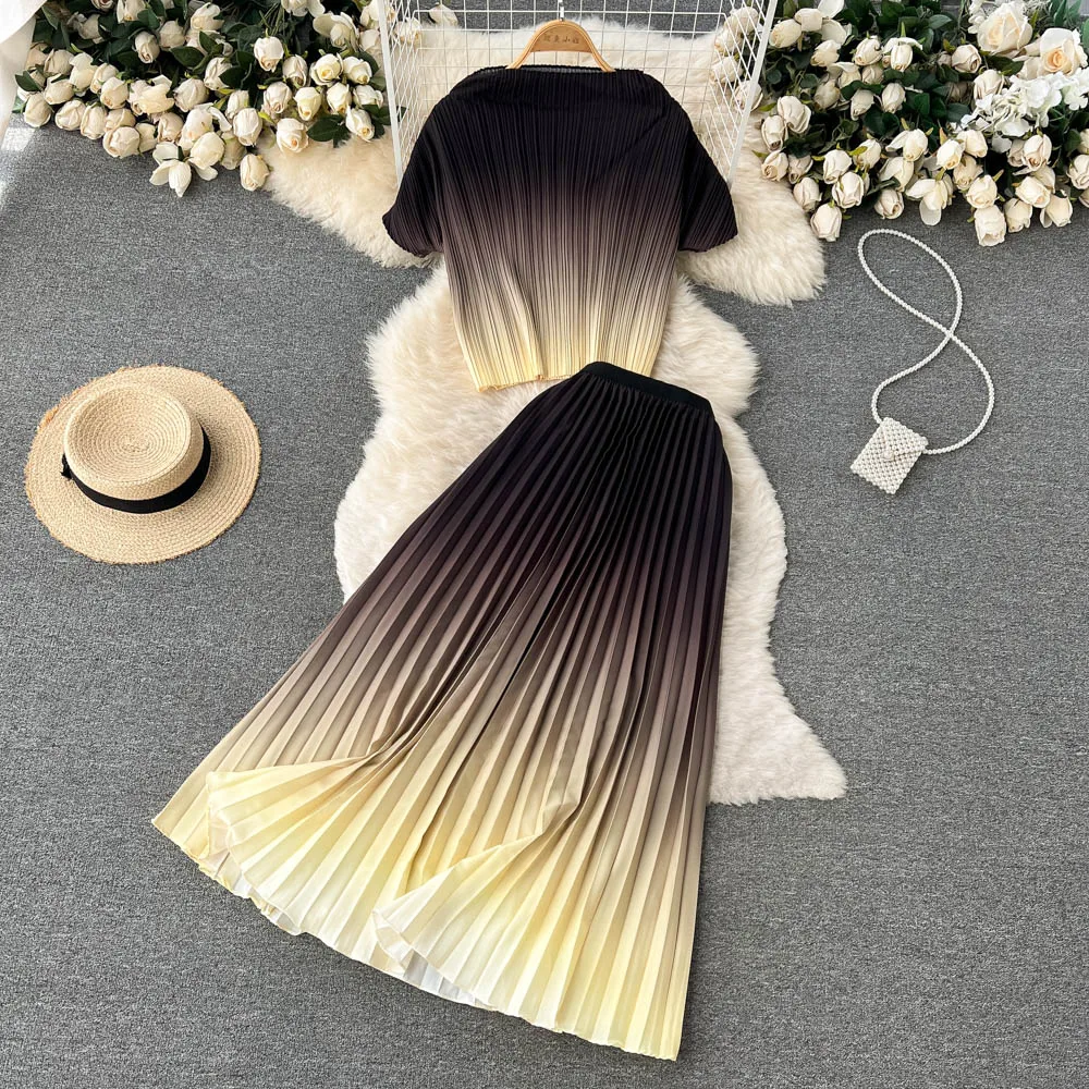 2024 New Summer Women Sets Fashion Gradient Color Short Sleeve Short Top And High Waist Pleated Long Skirt Two Piece Set