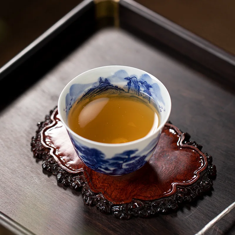 

High Quality Hand Painted Blue and White Porcelain Underglaze Landscape Flower God Cup Antique All-Work Chinese Style Tea Single
