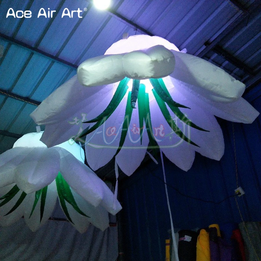 Wundervolle hängende aufblasbare Lilienblumendekoration, leuchtende LED-Blume mit Sockel und Rädern, tragbar für Party-Events