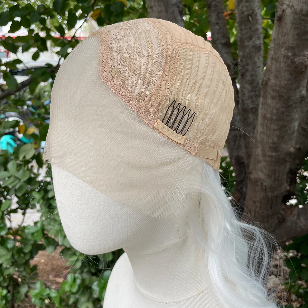 Peak Style Weiße 13x4 synthetische Lace-Front-Perücken für Frauen, Cosplay, schulterlang, kurze, lockige synthetische Perücken, Schichten, Pferdeschwänze – Detail 5