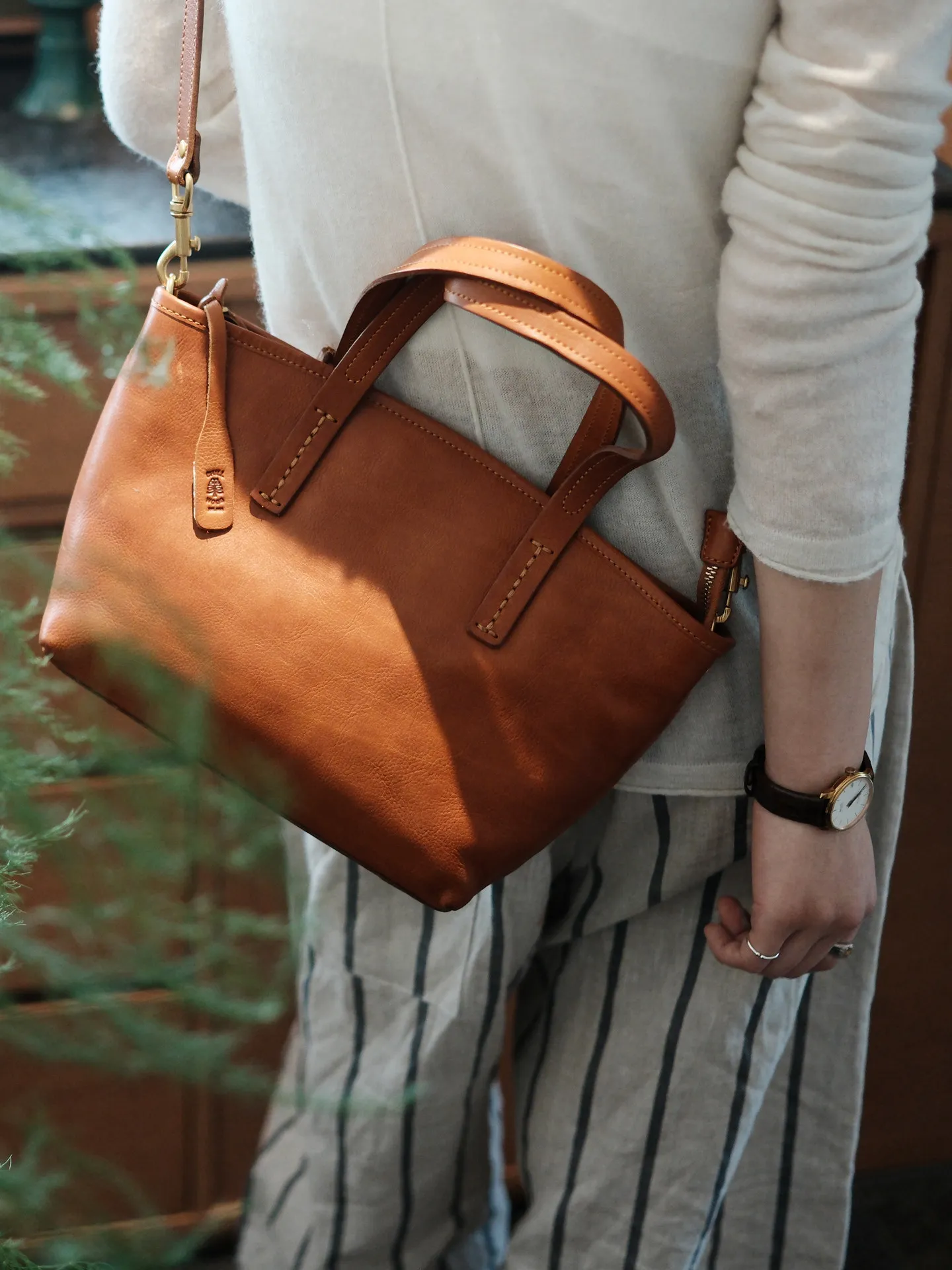 weekend shopping handmade genuine leather women's Tote bag simple fashion first layer cowhide ladies large capacity handbag