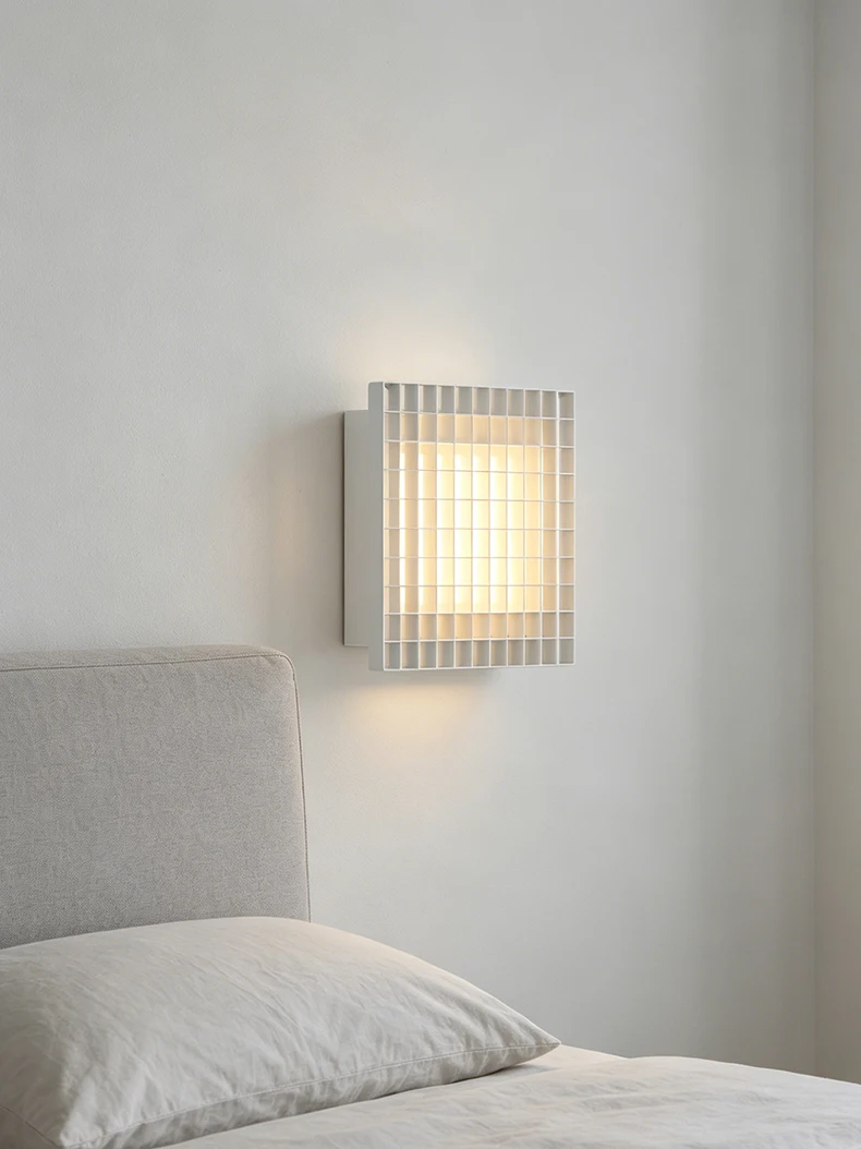 Art Deco LED Wall Lamp White Silver Metal Indoor Sconce