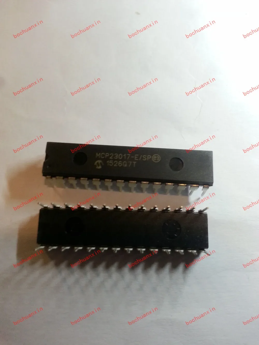 무료 배송 MCP23017-E/SP MCP23017-E MCP23017 직렬 인터페이스가 있는 16비트 I/O 확장기 100% 새로운 원본 재고