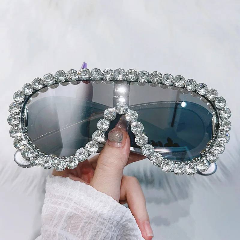 Shiny Diamonds Y2K Sunglasses Women Luxury Oversized One  display picture 1