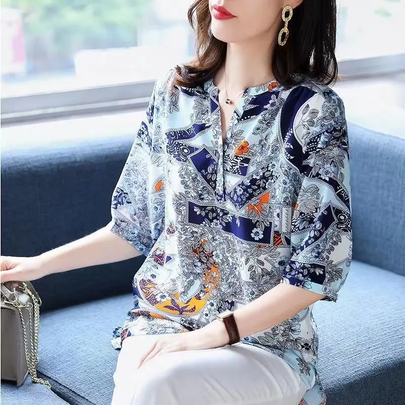 Elegante V-ausschnitt Taste Bluse Mode Gespleißt frauen Kleidung Vintage Gedruckt Sommer Dünne Halbe Hülse Koreanische Beiläufige Lose Hemd