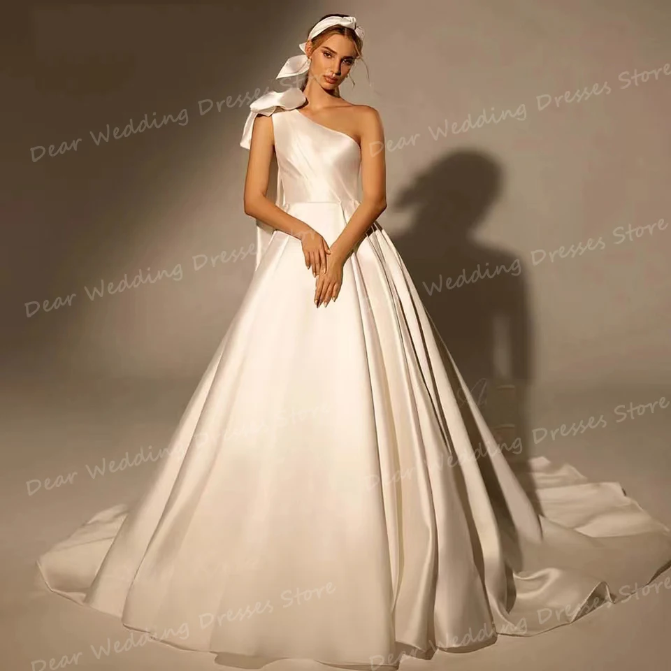 

Simple 2024 Wedding Dresses Women's A Line Sexy Sweep Train Bridal Gowns One Shoulder Sleeveless Formal Smooth Satin Vestidos