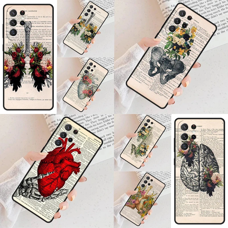 Vintage Anatomy Heart Brain Nurse Phone Case For Samsung Galaxy S24 S23 S22 S21 Ultra S10 Note 10 Pro S20 Plus FE S9 S8 Cover