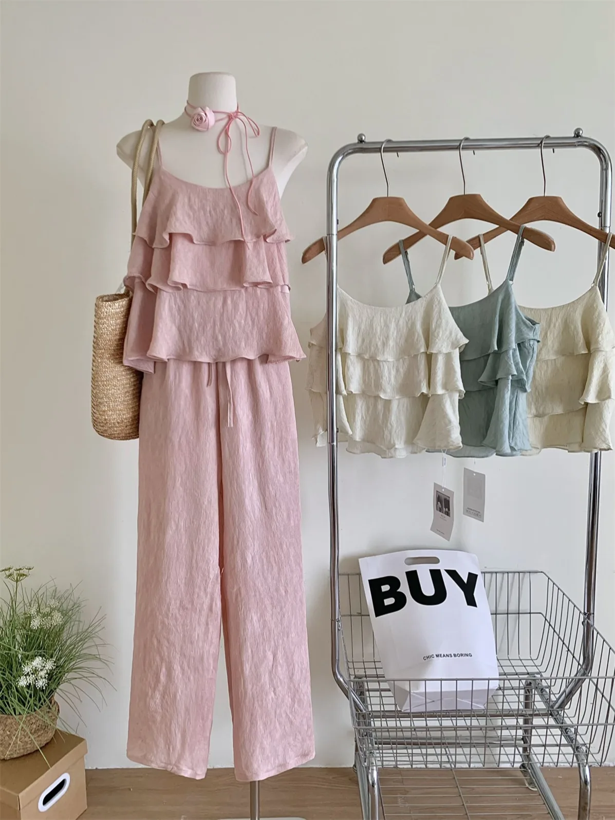 Korean Women'S 2024 Summer Sweet Age-Reducing Suit Elegant Layered Halter Small Shirt + Relaxed Waist Wide Leg Pants Suit