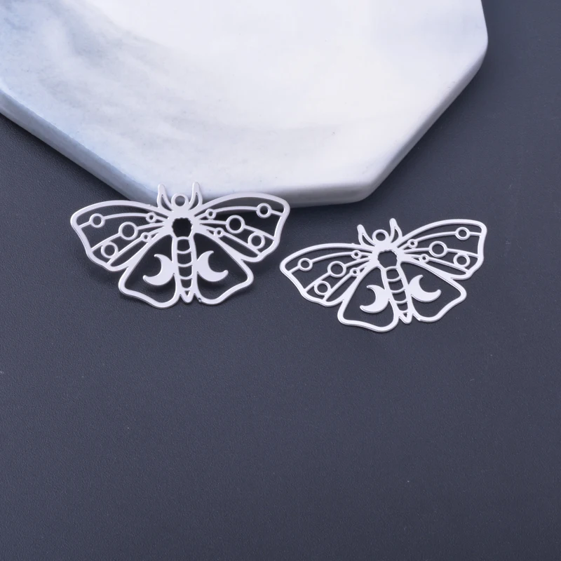10 Stück Messing-Filigran-Anhänger mit ausgehöhlten Motiven von Motte, Schmetterling und Meerjungfrau, Edelstahl, goldfarben, für DIY-Schmuckherstellung von Ohrringen. – Detail 11
