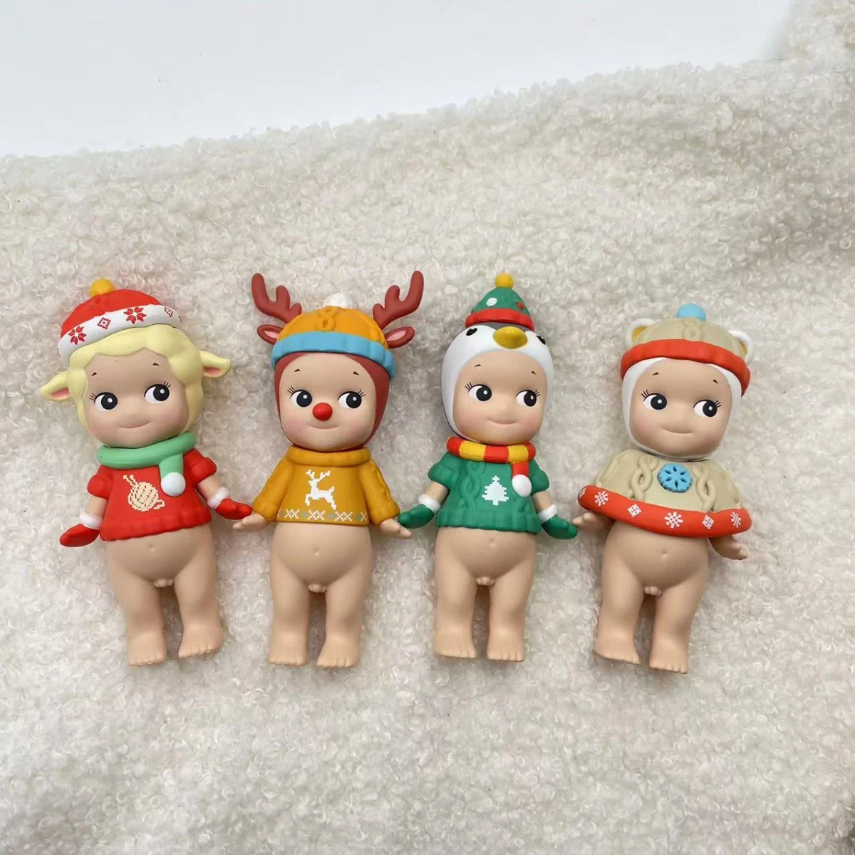 

Sonny Angel Mini Figure 2019 Christmas Series No box No bag Blind Box Bear Penguin Reindeer Sheep SAS65629