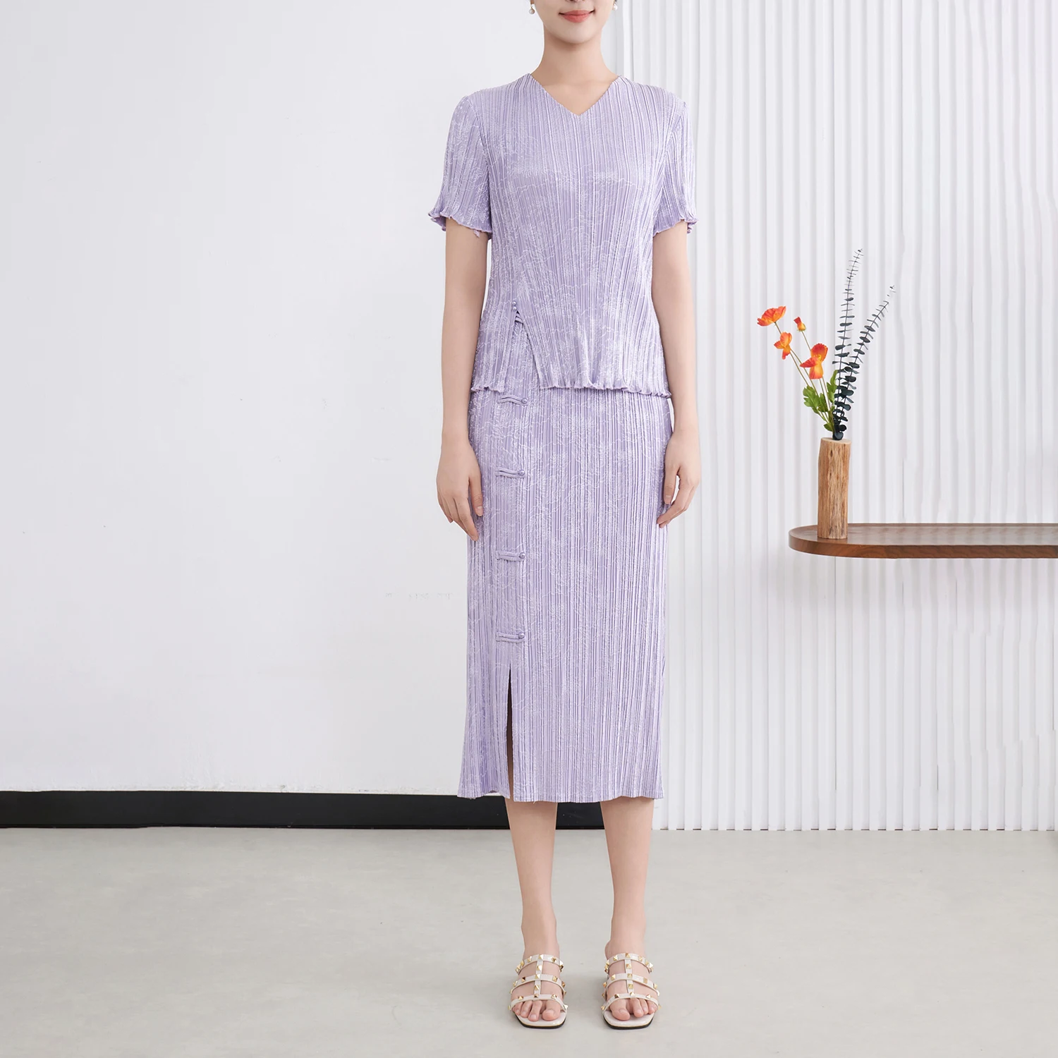 2025, Sommer-Neues Miyake-Plissee-Set für Damen, lässiges zweiteiliges Outfit mit chinesischem Vintage-Stil, Hemd und Rock