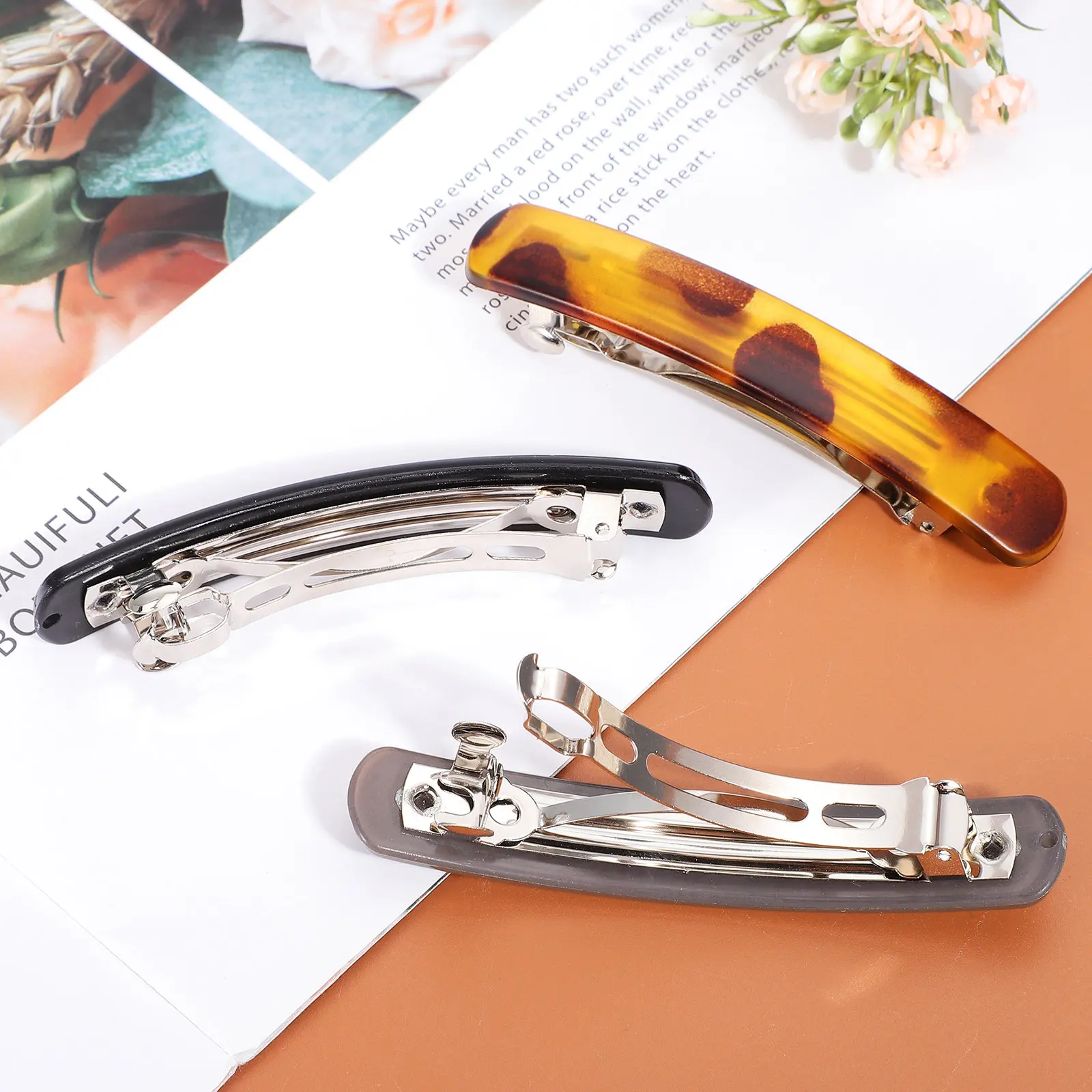 

3Pcs Metal Hair Snap Barrettes Resin Coated Smooth Texture Strong Spring Clip for Fine Hair Ponytail Side Styling Women