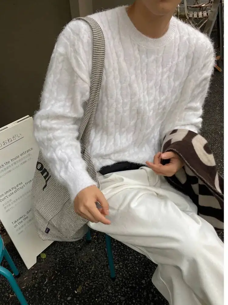 

2025 Winter Niche Design Men's Thicken Sweaters Round Collar Solid Color Knitting Tops Pullover Loose Male Clothing