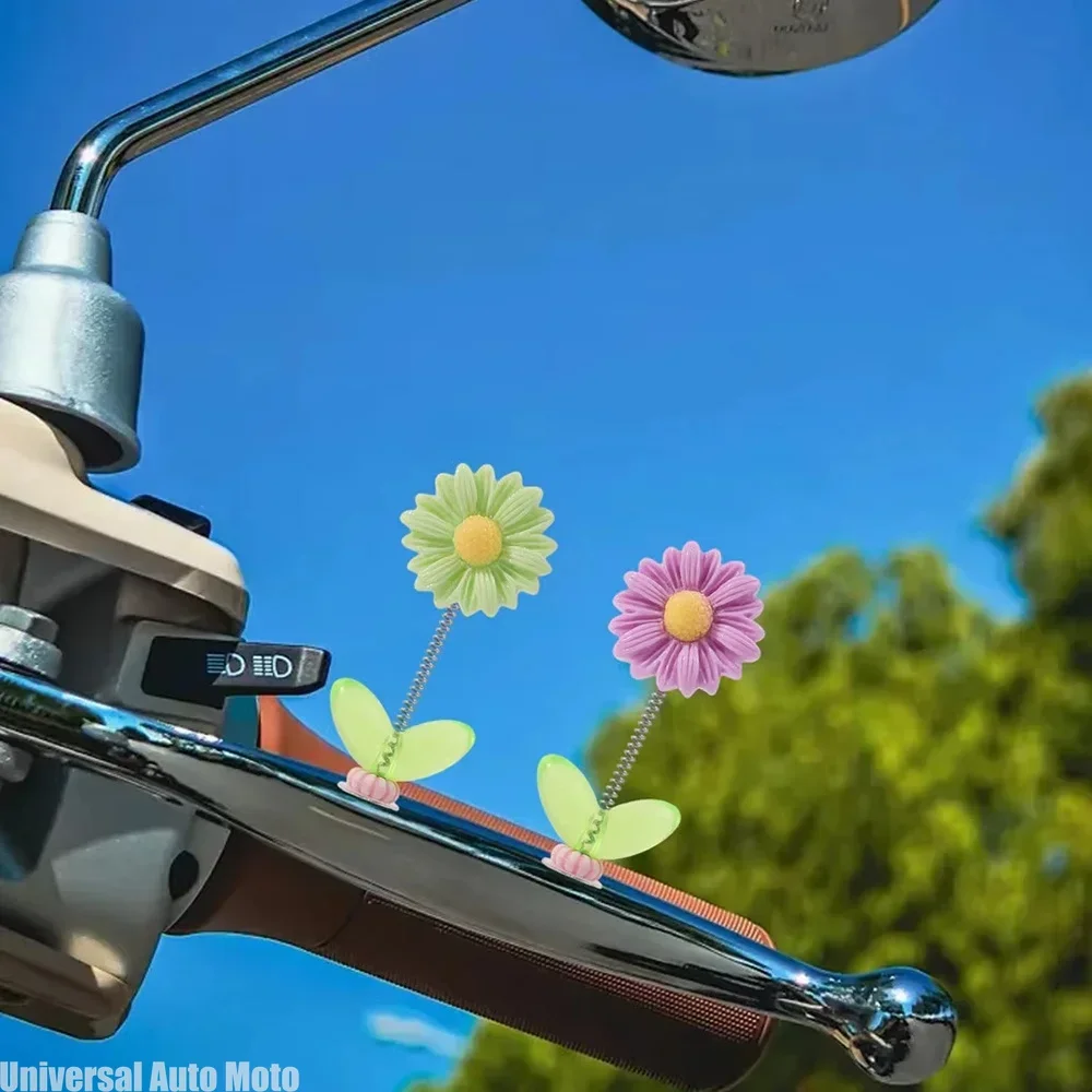 Cute Shaking Head Mini Flower Car Decor 5Pcs, Dashboard Rearview Mirror Ornament, Fun Automobile Interior Gift