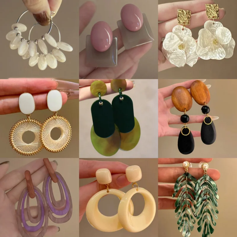 Neue Vintage Silbernadel Runde Flache Harz-Quasten-Ohrringe Leichter Luxus Hochwertige Modische Vielseitige Accessoires Elegante Party-Accessoires