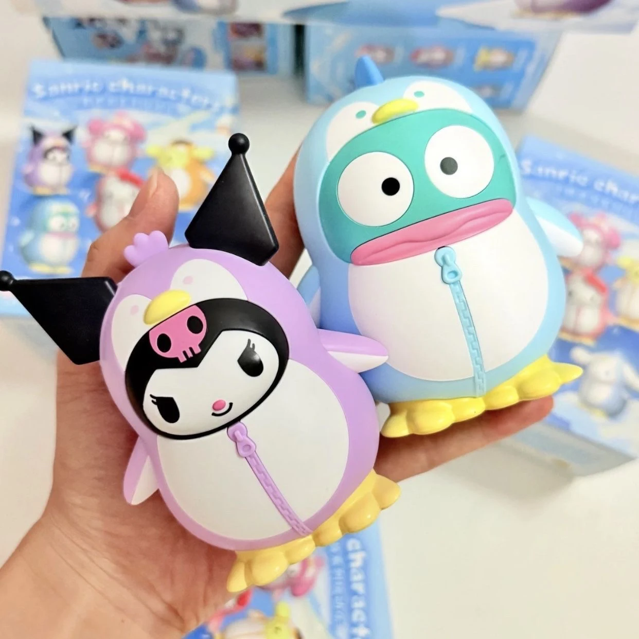 Sanrio Family Penguin Parade Series Fun Blind Box Trendy tafelbladornamenten Leuk cadeau Kuromi Melody Hello Kitty