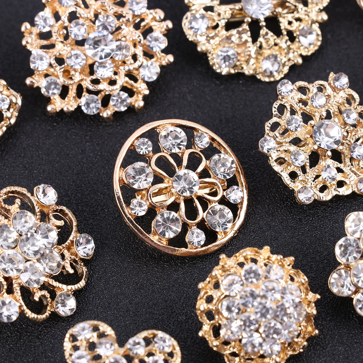 

12 pcs Flower Crystal Brooch Pin Alloy Safety Closure Wedding Bridal Gown Evening Dress Shawl Scarf Handbag Ladies Fashion