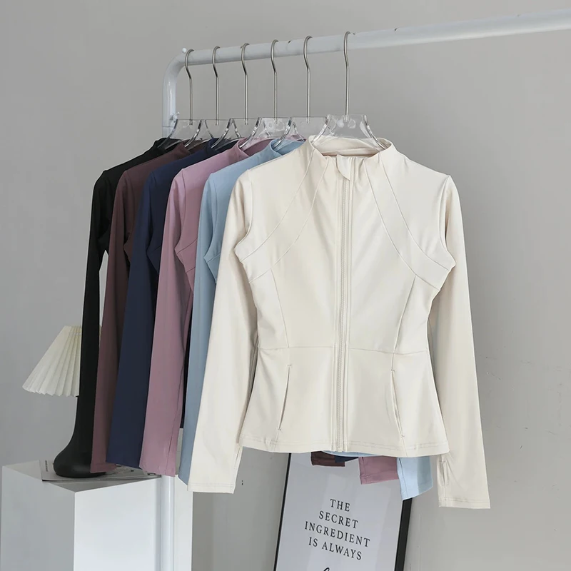 

Женская приталенная дышащая куртка для йоги и фитнеса, профессиональный спортивный бег, топ с длинными рукавами для эффекта похудения, осень