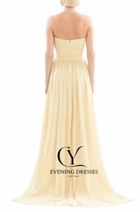 CUYUN فساتين حفلة موسيقية طويلة من الشيفون الأصفر الفاخرة مزينة بالزهور فستان سهرة رسمي مخصص مع وشاح فساتين زفاف الضيوف