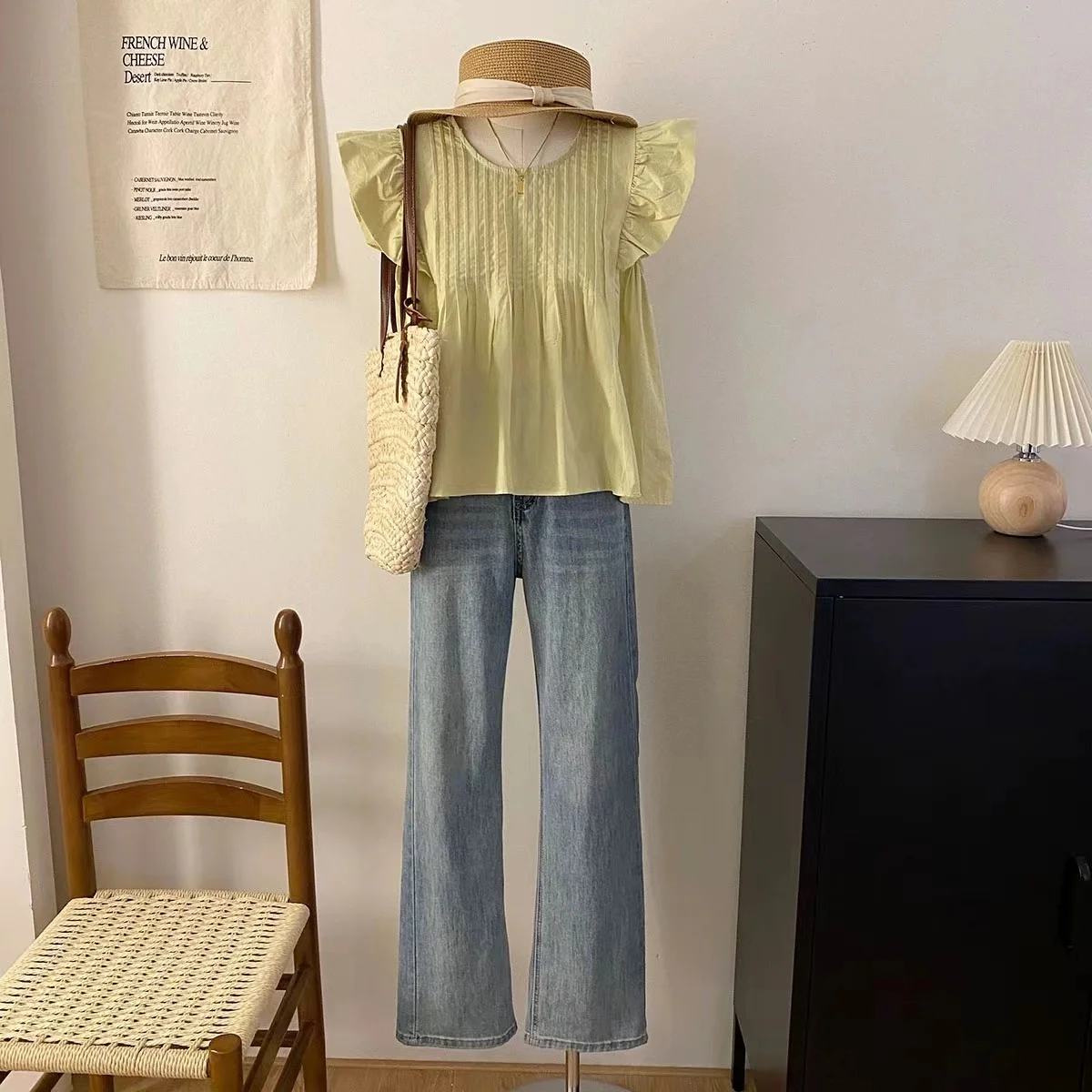 2024 Summer Ruffled Sleeveless Woman Shirt Elegant Korean Pleated Cotton Blouse Women O Neck Solid Casual Tops Loose Blusas