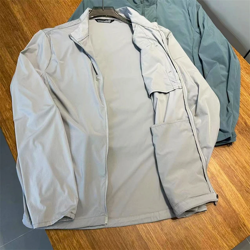 

Men's Outdoor Ultra-Thin Cool Feeling Sun Protection Jaet Qui-Dry Breathable 3D Tailoring UPF50 Lightweight Spring Summer