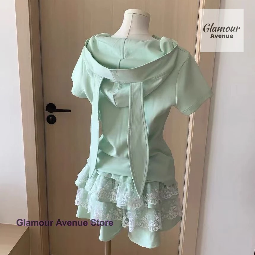 Japanese subculture cute soft girl Joker rabbit ears hooded short sleeve T-shirt female summer new fashion slim hot girl top.