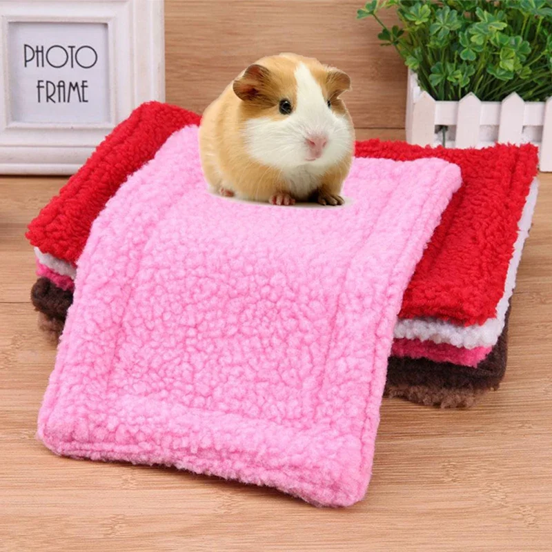 Soft Pet Blanket Mat Small Animal Guinea Pig Hamster Bed Squirrel Hedgehog Rabbit Chinchilla Mat Nest