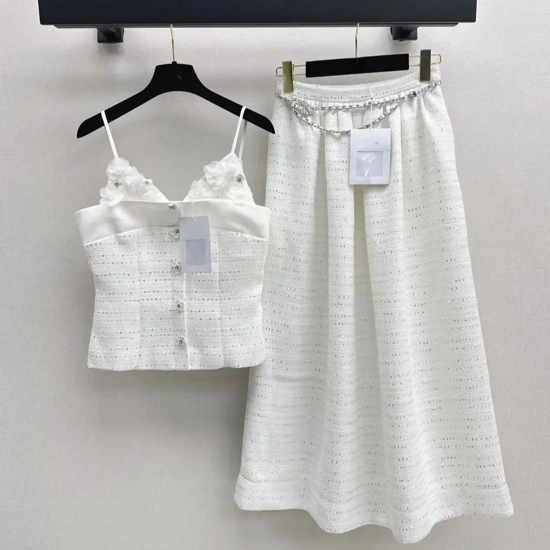 

2025 Summer New Sequin Braided Suit, Three-Dimensional Flower Decoration, Small Sling Waist Chain Decoration, High Waist Pleated